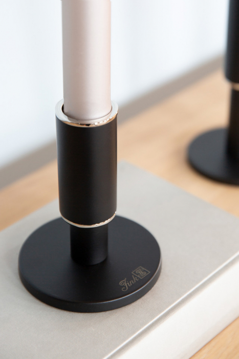 RITMO, Suport lumânare, vopsit cu pulbere neagră, nichel, h. 23,7 cm [10]