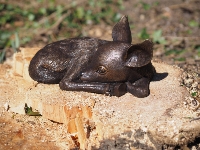 Statuie bronz, Căprioară [2]