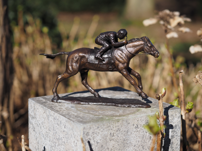 Statuie bronz, Jocheu pe cal (S) 17 x 7 x 28 cm [3]