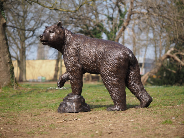 Statuie bronz, Urs [3]