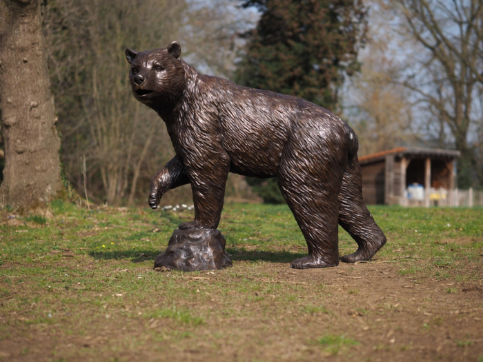 Statuie bronz, Urs [2]