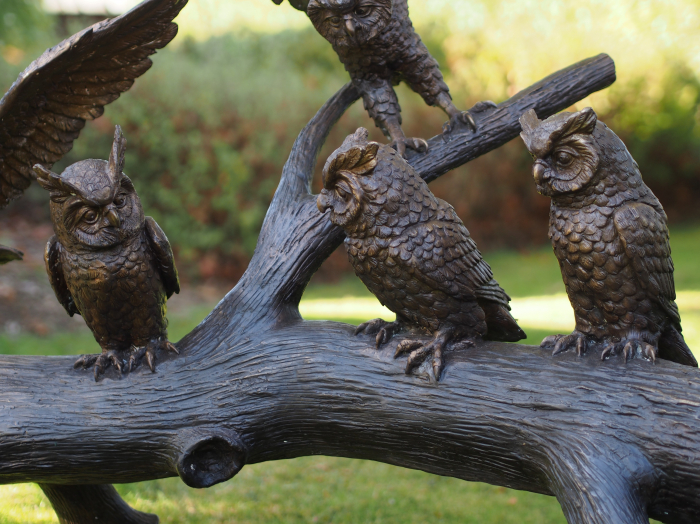 Statuie bufnita care sta pe o crenguta, Bronz, 140 X 50 X 150 cm [2]