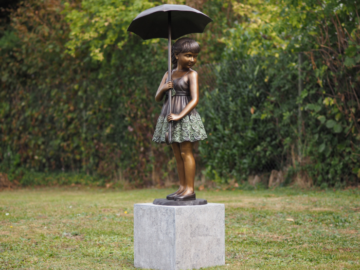 Statuie fata cu umbrela, Bronz, 120 X 55 X 55 cm [2]