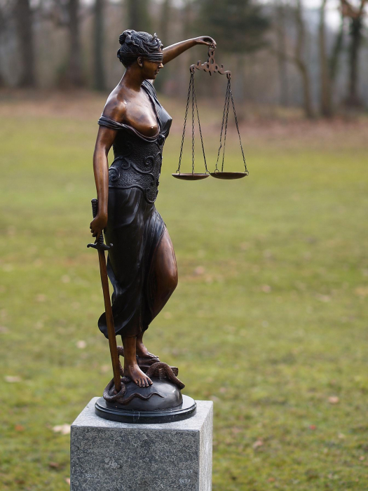 Statuie femeie justice, Bronz, 89 X 28 X 56 cm [2]