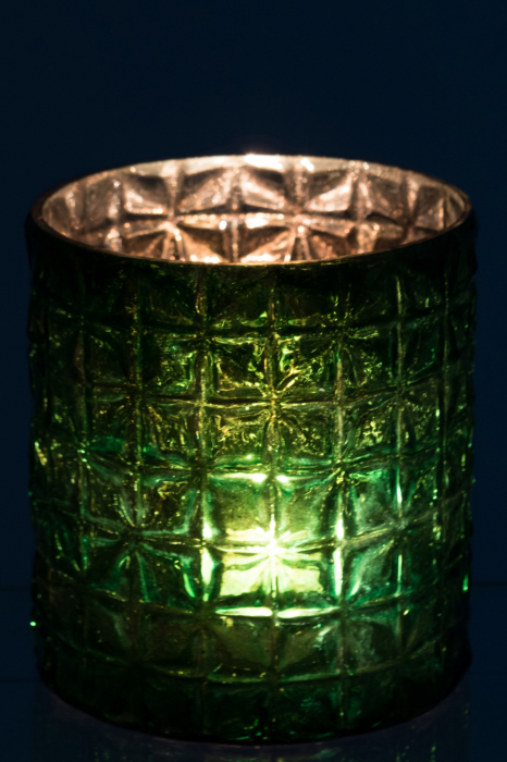 Suport lumanare Hammered, Sticla, Verde, 15x15x16 cm [3]