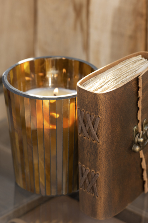 Lumanari parfumate si odorizante - Lumânare parfumată, Vulcan M-50H