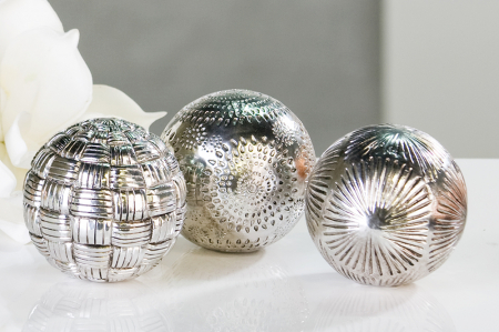 SALE % - Set 3 decoratiuni Carve, rasina, argintiu, 8 cm