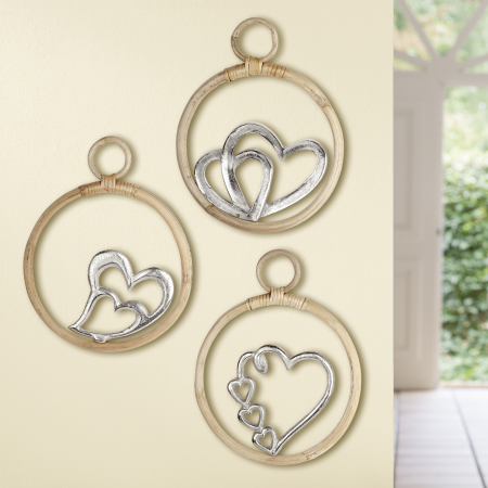 Accesorii - Set 3 decoratiuni de perete Hearts, aluminiu/lemn, argintiu/maro, 24x30x1.5 cm