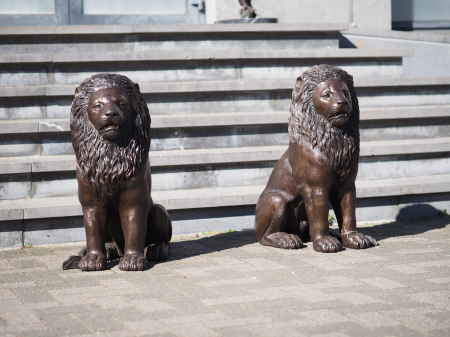 Figurine bronz - Statuie bronz, Leu șezând