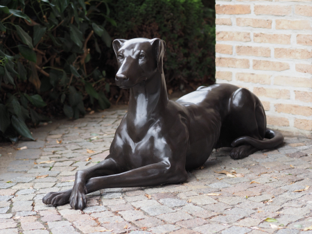 Statui - Statuie caine intins, Bronz, 51 X 31 X 130 cm