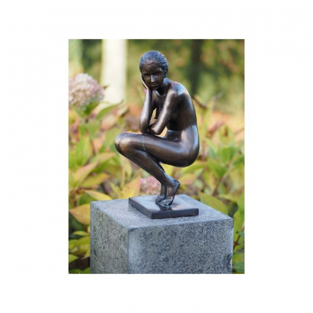 Figurine bronz - Statuie femeie squatting, Bronz, 37 x 15 x 19 cm