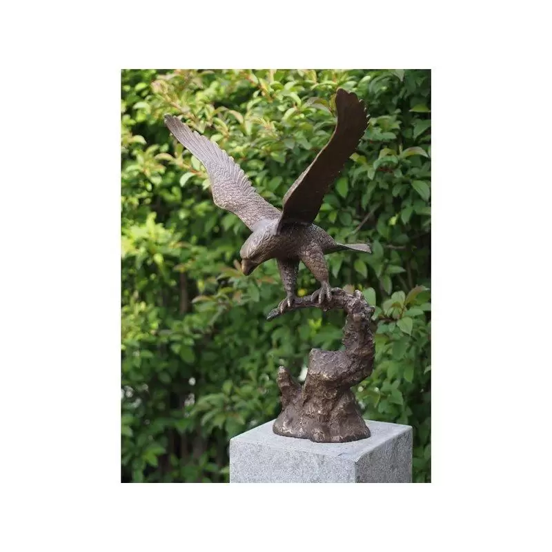 Figurine bronz - Statuie Vultur Care Zboara 76 x 37 x 56 cm