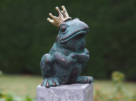 Figurine bronz - Statuie king frog, Bronz, 20 x 11 x 15 cm