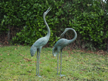 Figurine bronz - Statuie macara care se uita in jos, Bronz, 75 x 15 x 40 cm