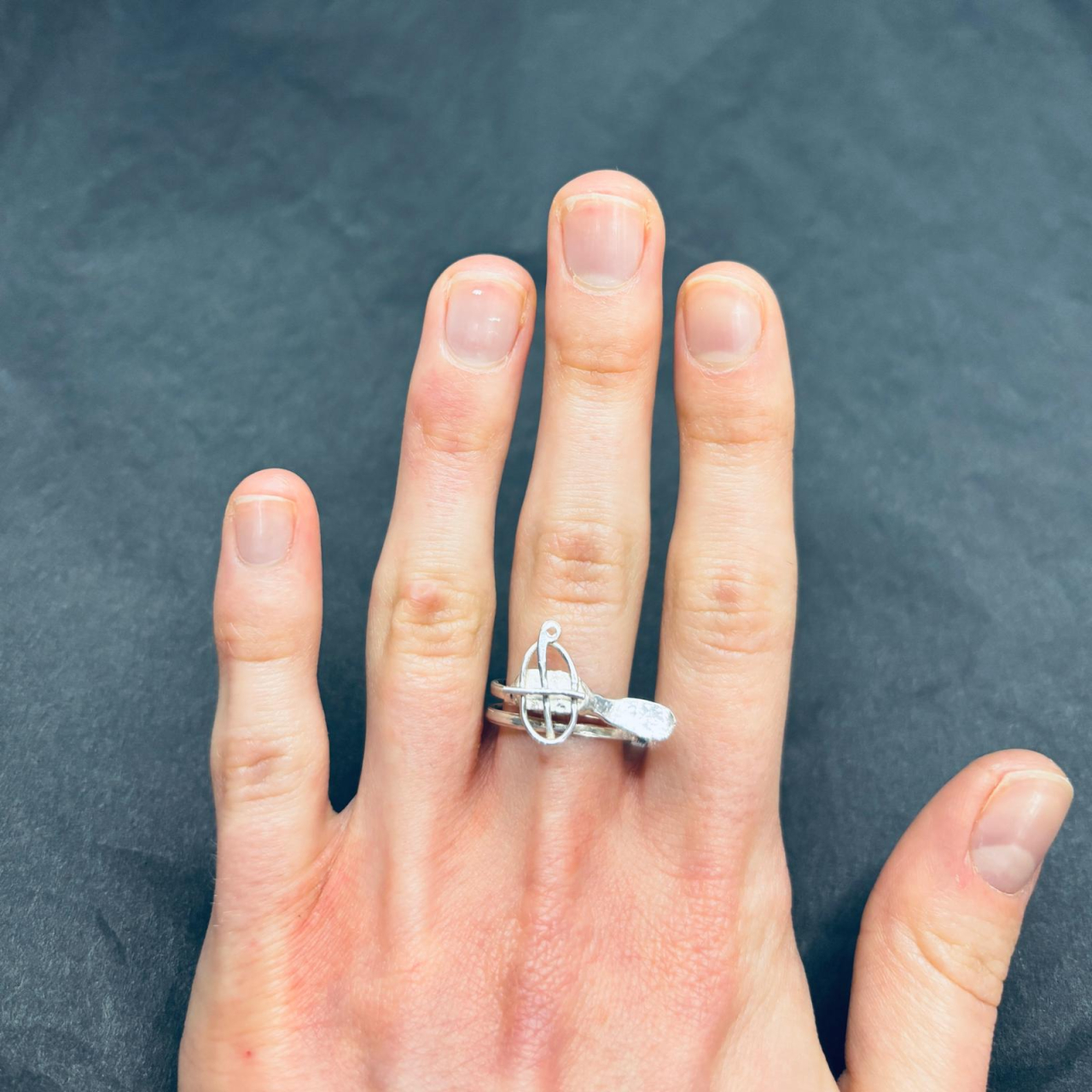 inel fin cu cruciulita si oval 1 [4]