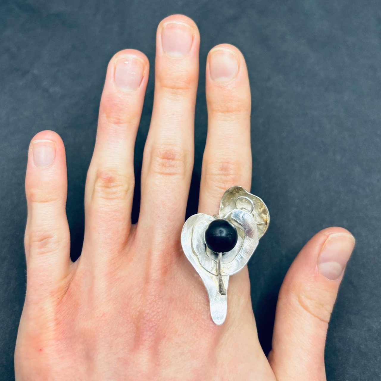 Inel inima stilizata cu onix mat 1 [7]