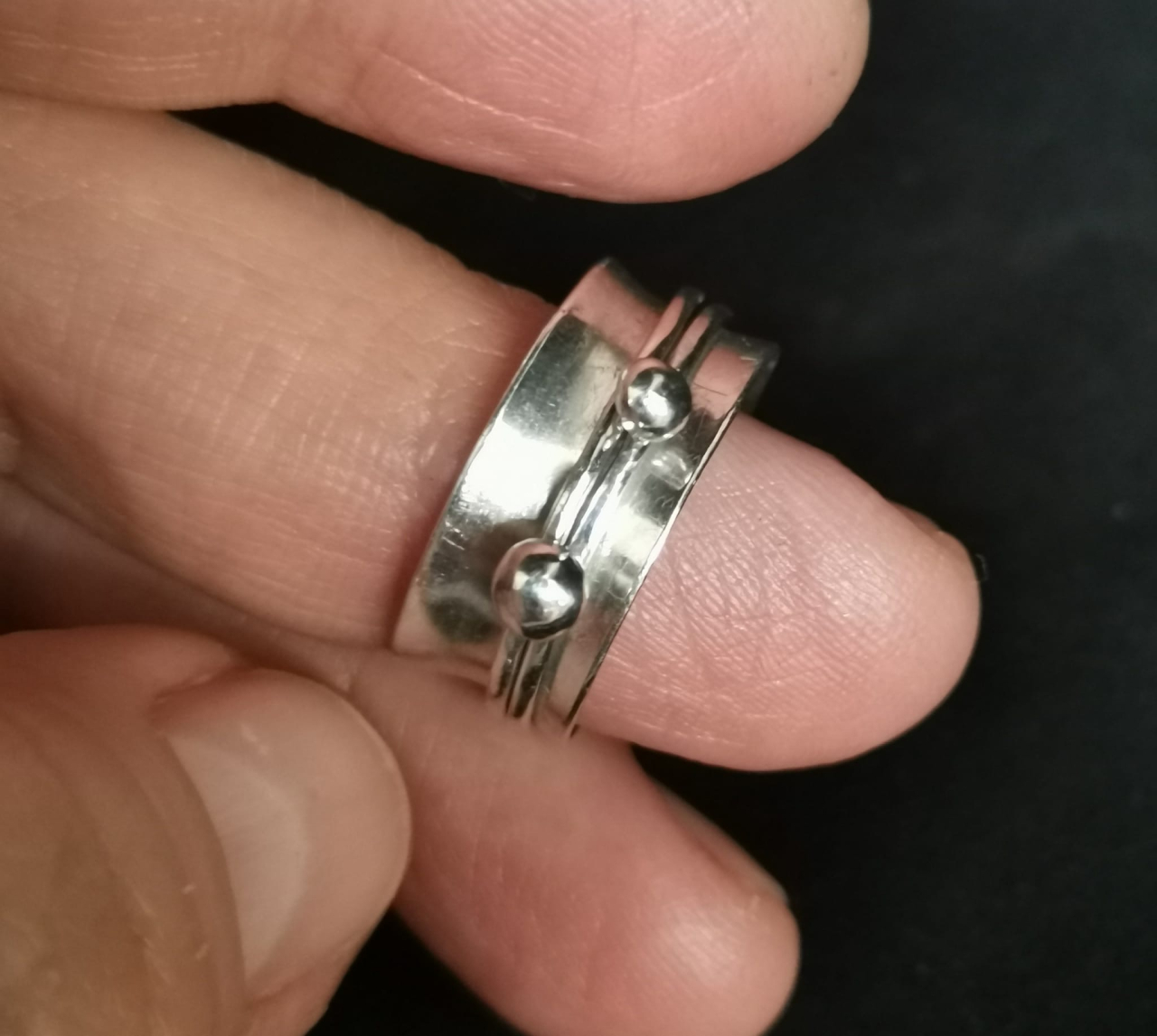 spinner ring [8]
