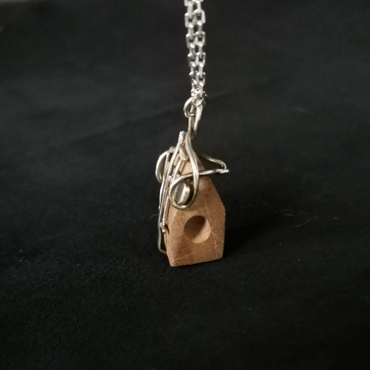 Pandantiv căsuța din lemn si argint [4]