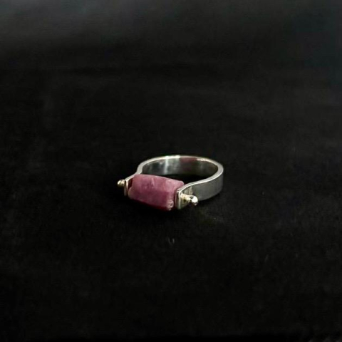 INELE - inel romantic cu rubin 1