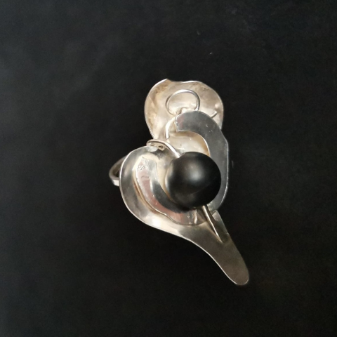 INELE - Inel inima stilizata cu onix mat 1