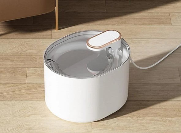 Dozator inteligent de apă pentru animale de companie [4]