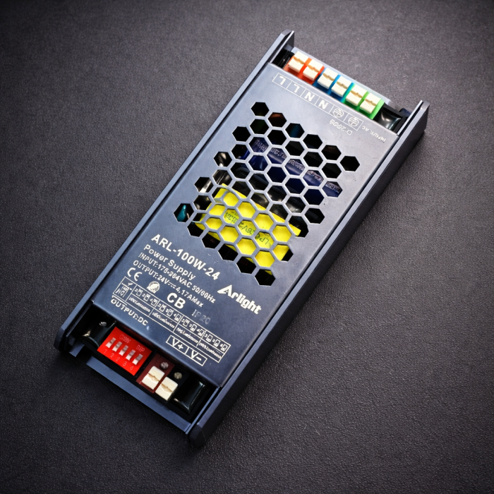 Sursa de alimentare cu tensiune constanta 48V 100W [3]