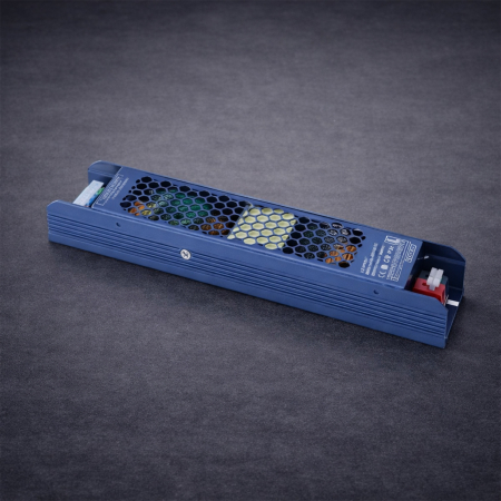 Tápegység - Sursa de alimentare cu tensiune constanta 12V 30W