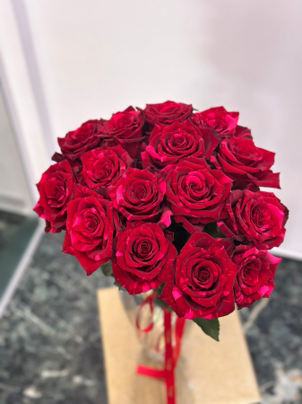 Buhet floral  11 trandafiri rosii [1]