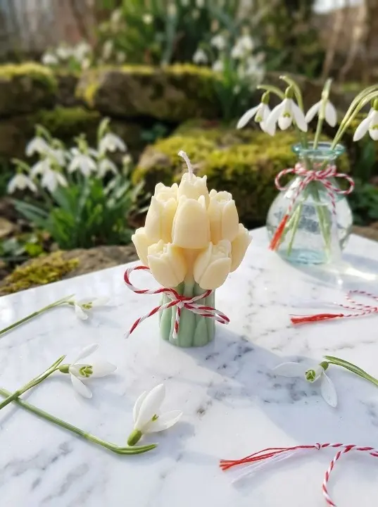 Lumanare parfumata in forma unui buchet de lalele, ceara naturala din soia, fitil de bumbac, Handmade [2]