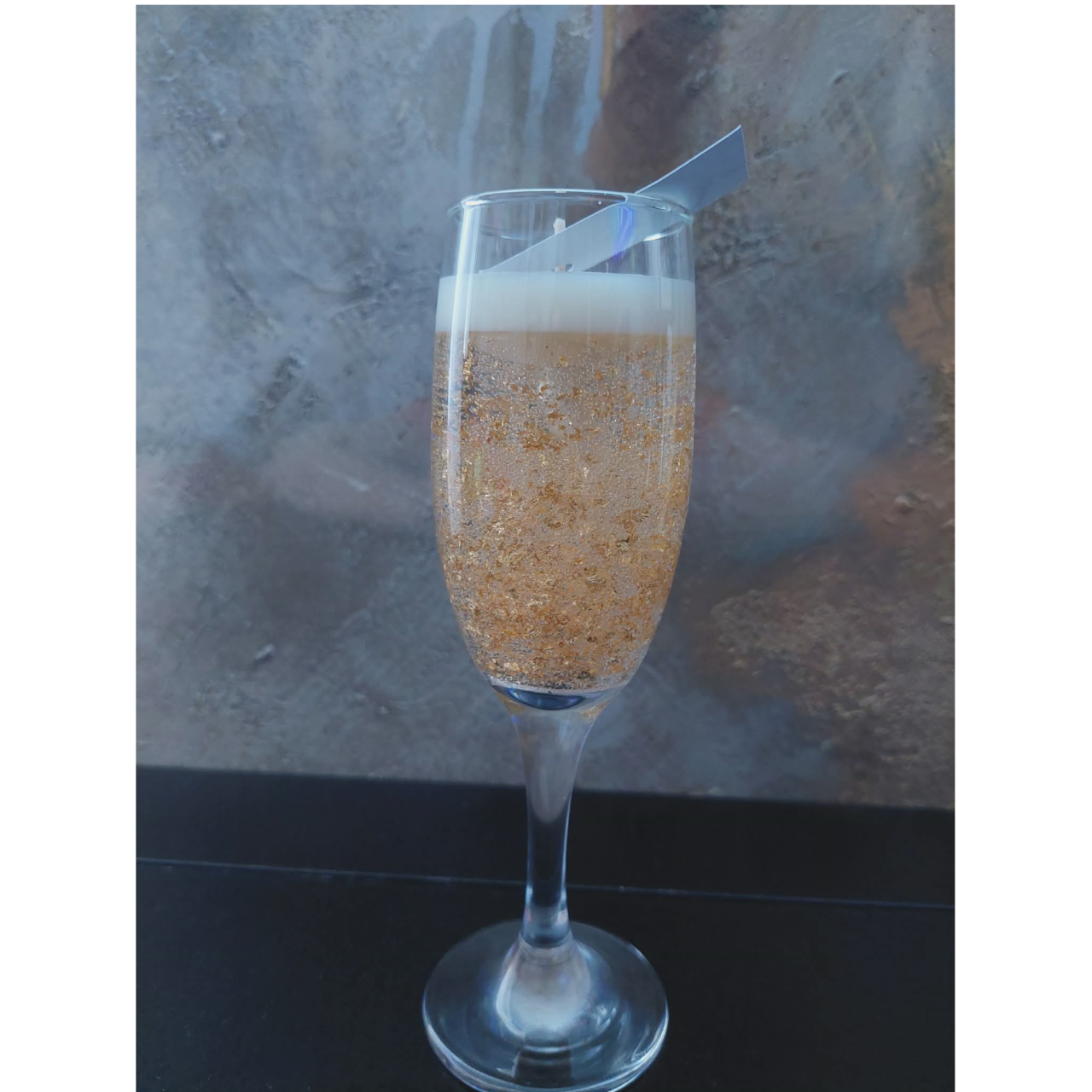 Lumânare artizanală decorativa „Golden Champagne” [3]