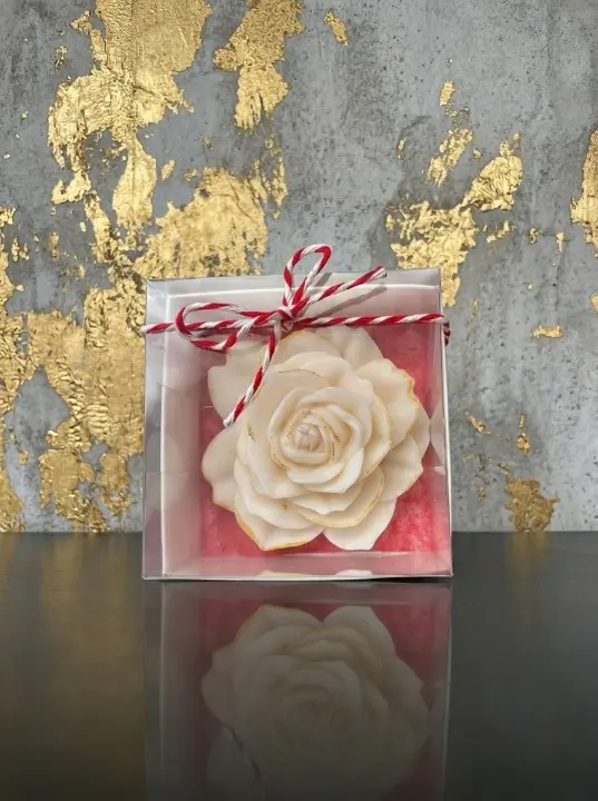 Lumanare parfumata in forma de trandafir, ceara naturala de soia, fitil din bumbac, Handmade [2]