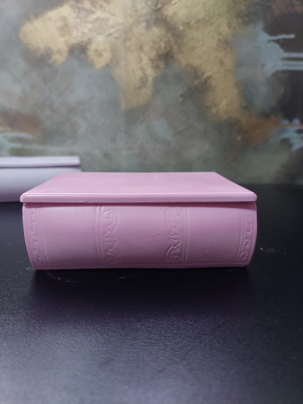 Produse handmade din CEARA - Carte din ceramica cu ceara partfumata