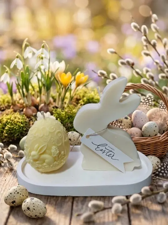 Colectia ,, Cadouri pentru Paste" - Set cadou,,Poveste de Paste cu miros de iasomie si pepene galben” –Iepuras,ou si tavita