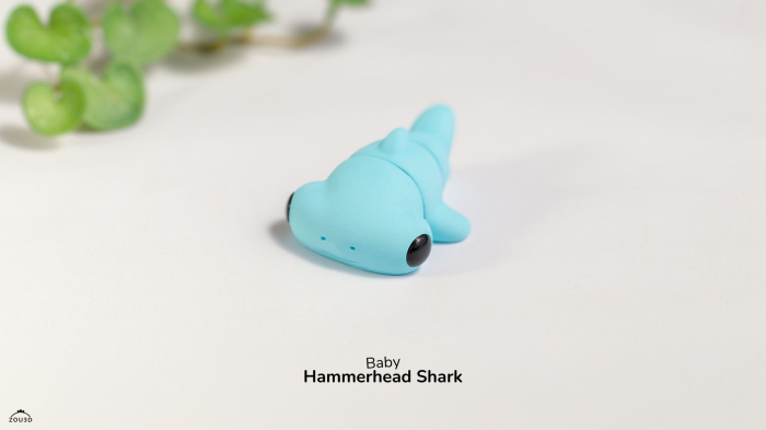 Figurină Articulată "Baby Hammerhead Shark" Imprimată 3D | Rechin Ciocan Flexi Fidget | Decor Acvatic [2]