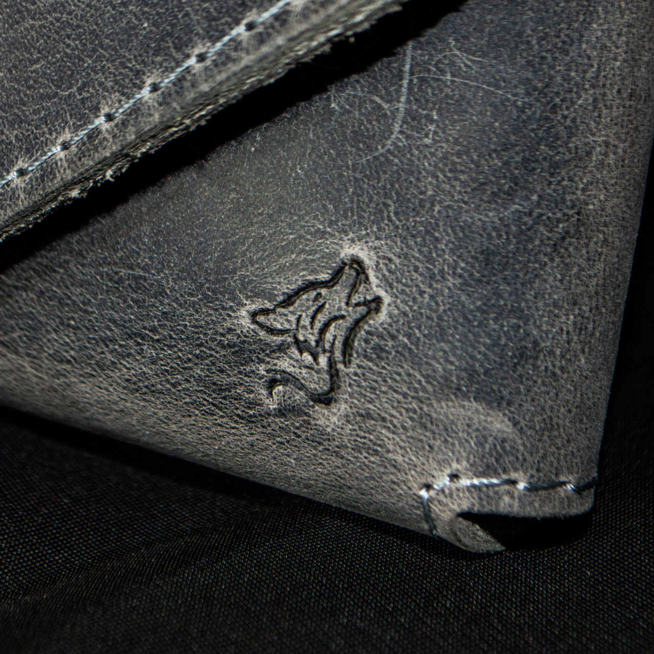 Etui pentru ochelari din piele naturală  – protecție elegantă și stil autentic – Artiss Corium [9]