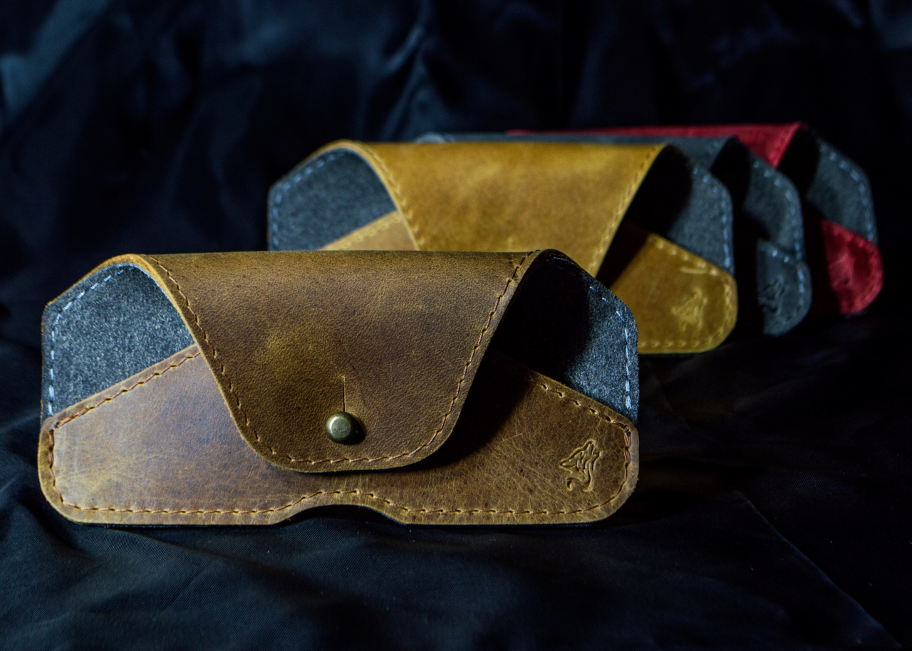 Etui pentru ochelari din piele naturală v03  – protecție elegantă și stil autentic – Artiss Corium [19]