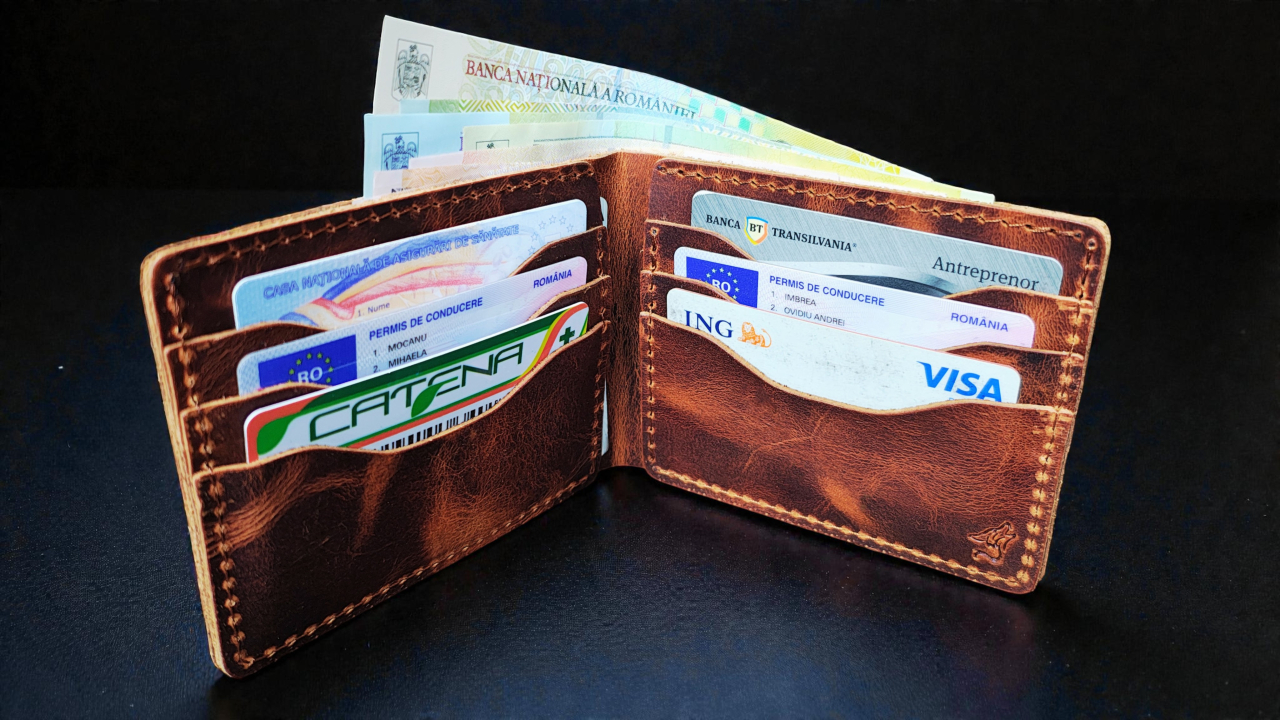 Pachet promotional– Portofel + Portcard + Breloc [3]