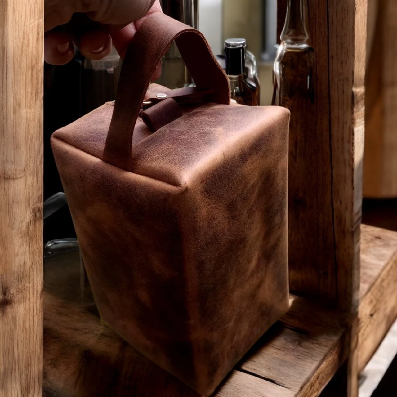 Trusă de toaletă din piele naturală – Leather Drop Kit [4]