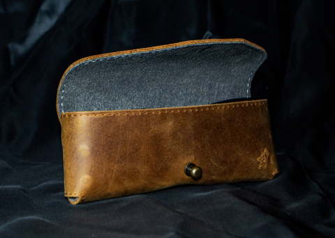 Etui pentru ochelari din piele naturală  – protecție elegantă și stil autentic – Artiss Corium [3]