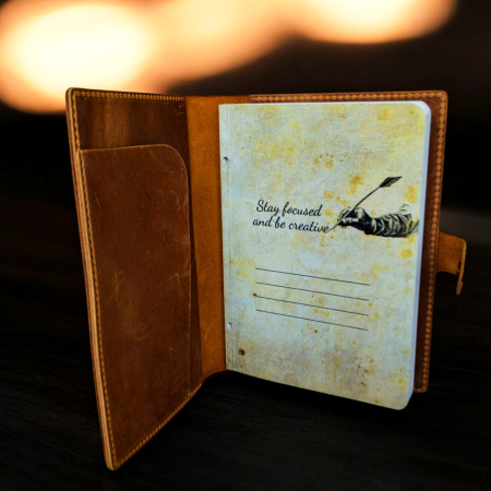 Copertă jurnal din piele A5, inchidere cu capsa [6]