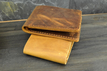 Portofel din piele naturală Crazy Horse – durabil, compact, autentic – Artiss Corium [4]