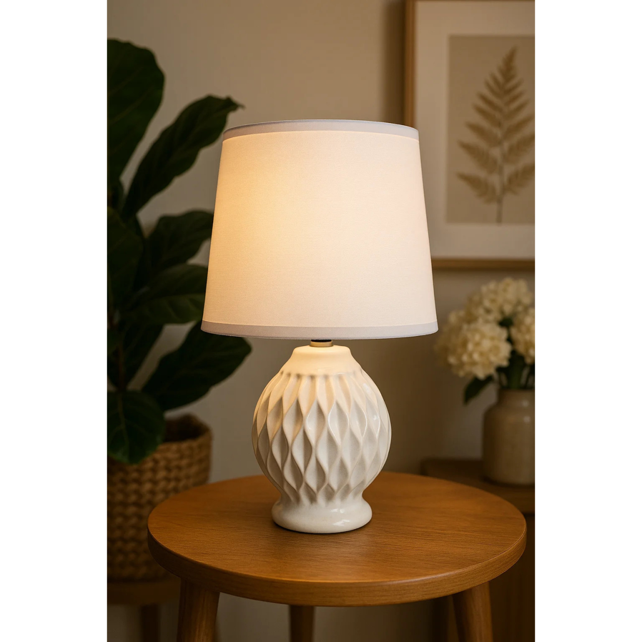 Veioza decorativa din ceramica cu design texturat, culoare alba, abajur conic din material textil pentru lumina difuza, compatibila cu bec E14, cablu de alimentare 1.2 m, ideala pentru dormitor, livin [2]