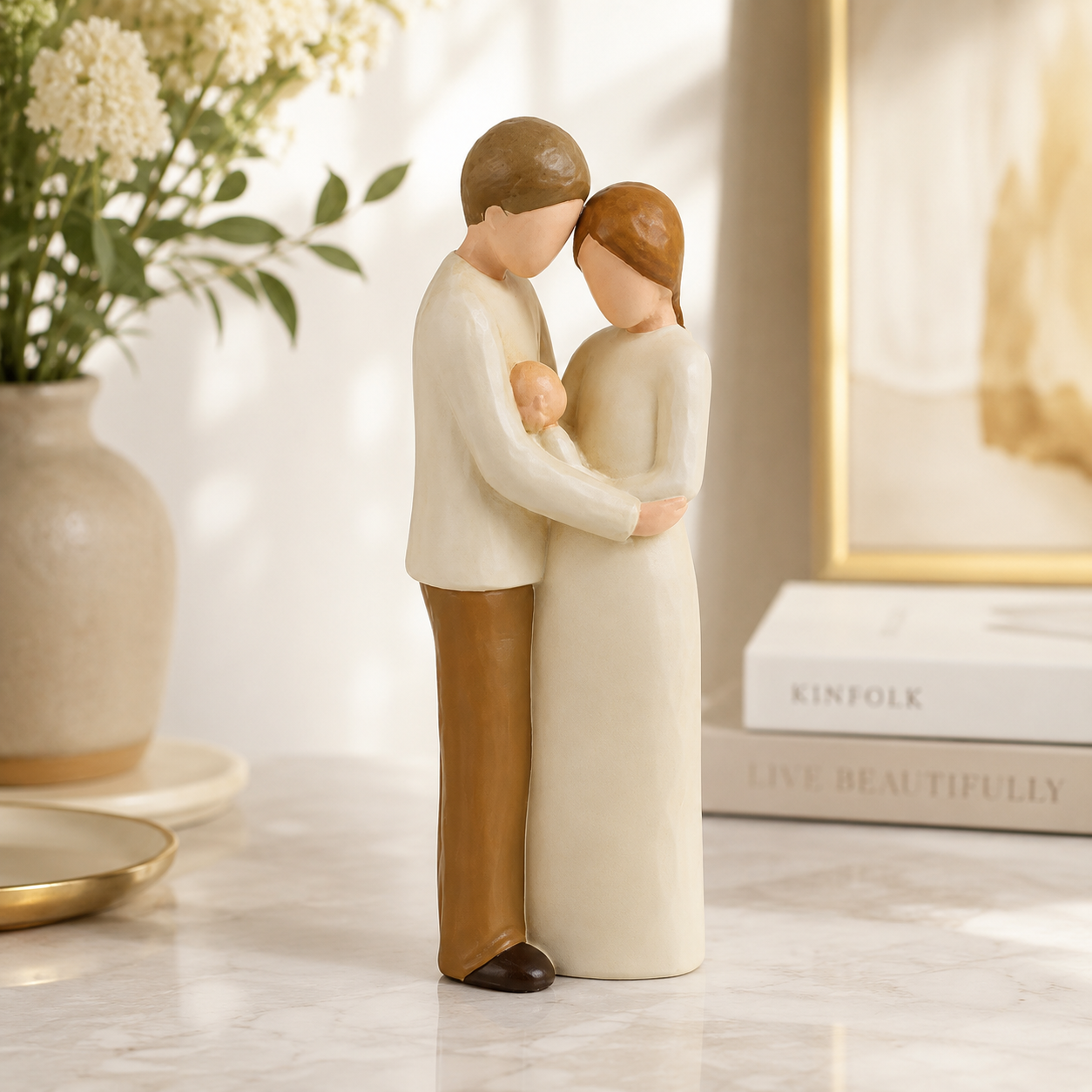 Figurina decorativa familie cu bebelus 20,5 cm [2]