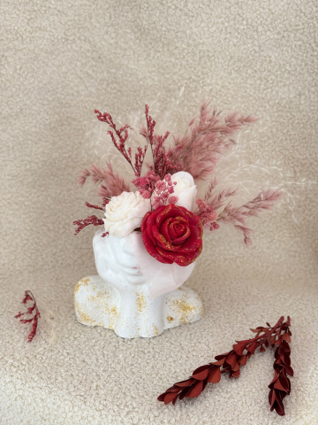 Categorii de produse - aranjament-din-flori-de-ceară-silhouette-lady-elena