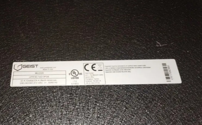 PDU( Power Distribution Unit) Rack 2U 32A 18 x C13 240/415VAC Geist [7]