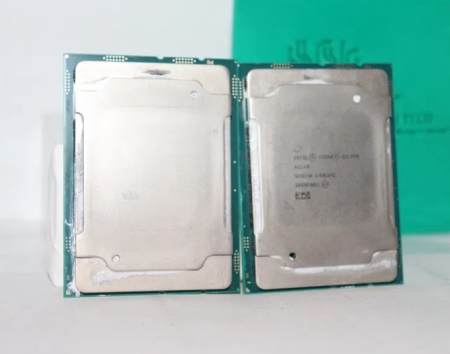 Procesoare - 2 x Procesor Intel Xeon Silver 4214R 12C/ 24 Th 2.4/3.5 GHz 100W