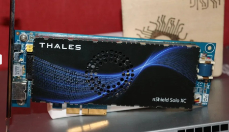 Placi de Retea - Hardware Security Module Entrust nShield Solo XC nC3025E-000