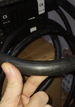 PDU( Power Distribution Unit) Rack 2U 32A 18 x C13 240/415VAC Geist [3]