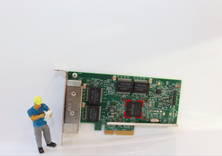 Placi de Retea - Placa Retea 4 x 1 Gigabit RJ45 Lenovo 90Y9355 Broadcom 5719-T4