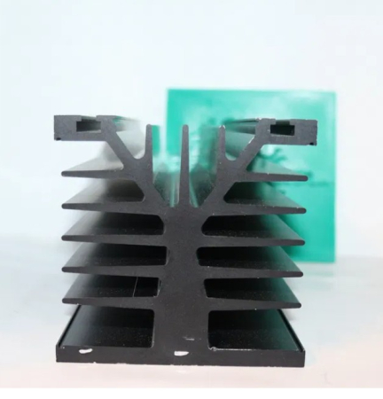 Componente Electronice - Radiator Extrudat Aluminiu Anodizat Fischer Elektronik SK 89 150 SA